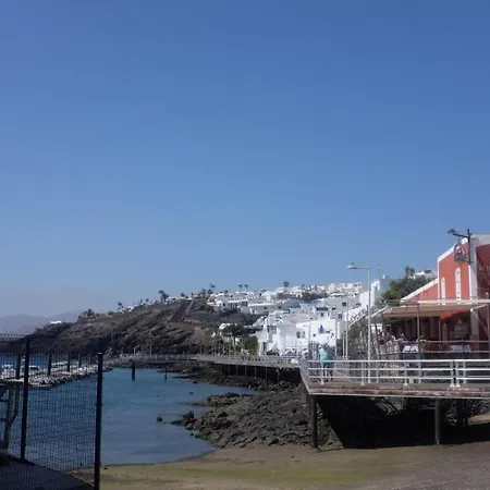 Puerto del Carmen Villa Sleeps 5 *
